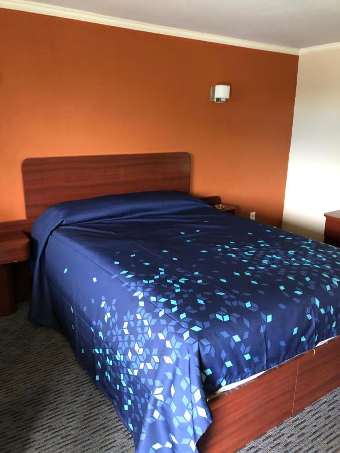 Johnston Skyview Motor Inn المظهر الخارجي الصورة