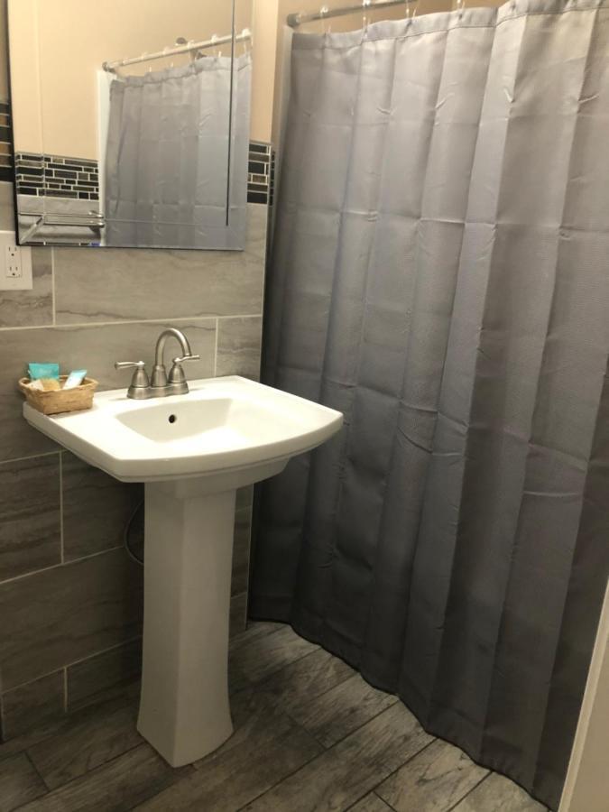 Johnston Skyview Motor Inn المظهر الخارجي الصورة