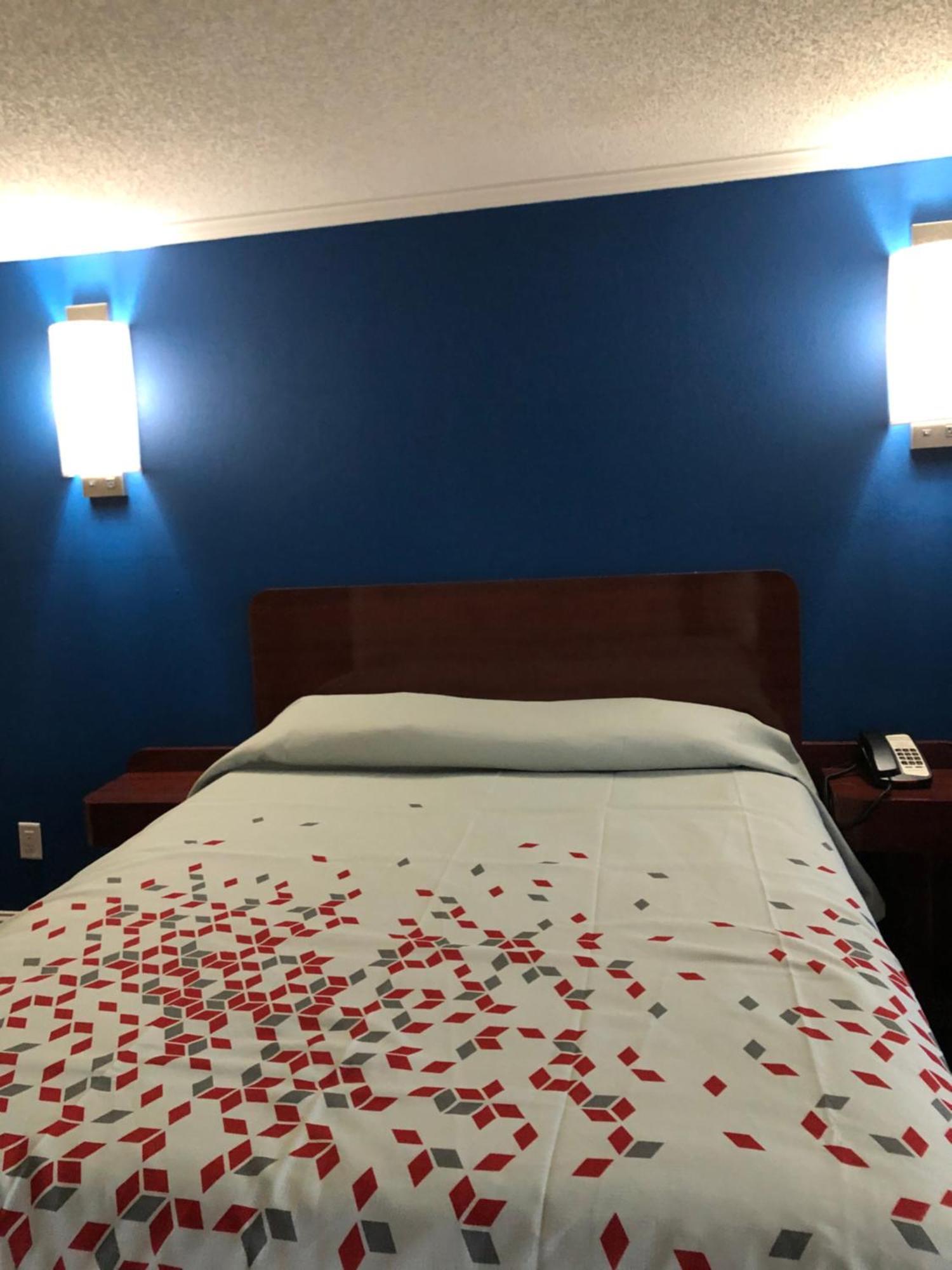 Johnston Skyview Motor Inn المظهر الخارجي الصورة