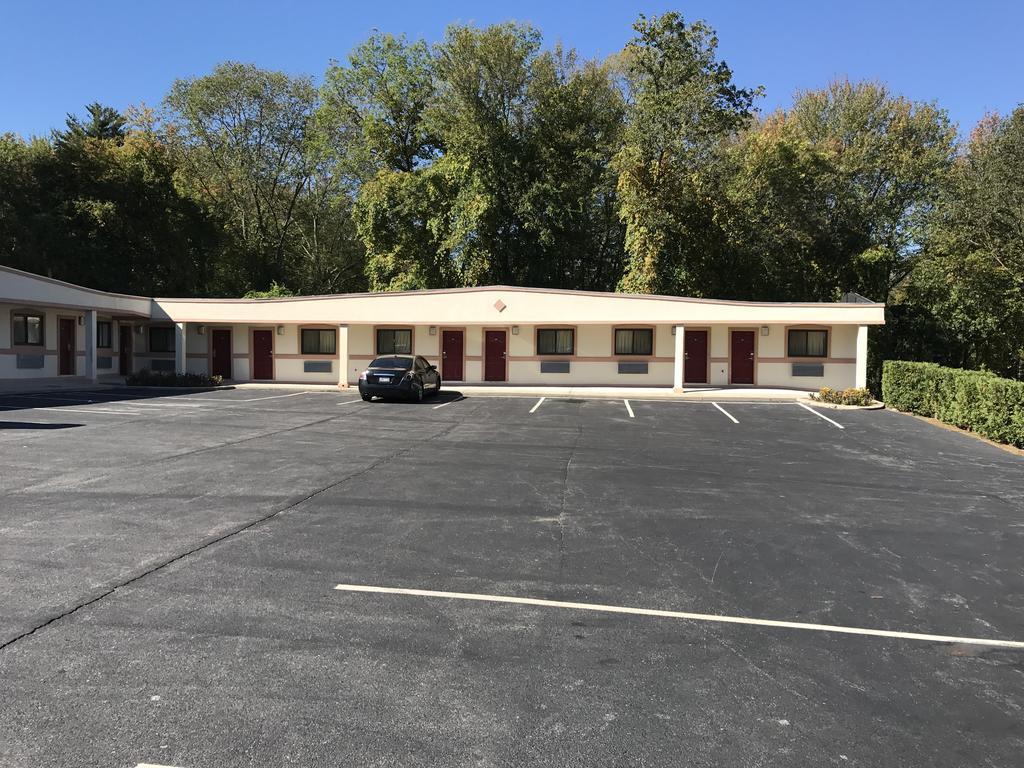 Johnston Skyview Motor Inn المظهر الخارجي الصورة